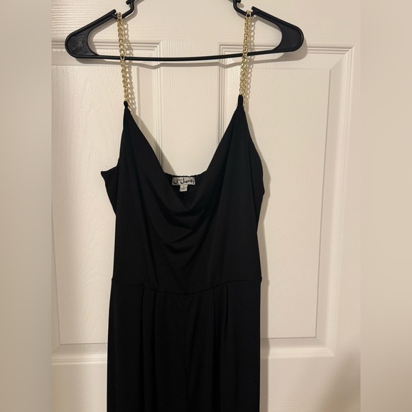 NWT LG BLACK FLOWY JUMPSUIT W/GOLD CHAIN STRAPS! - Picture 2 of 5